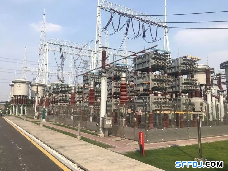 特高壓電網(wǎng)：直流電和交流電的和諧樂章