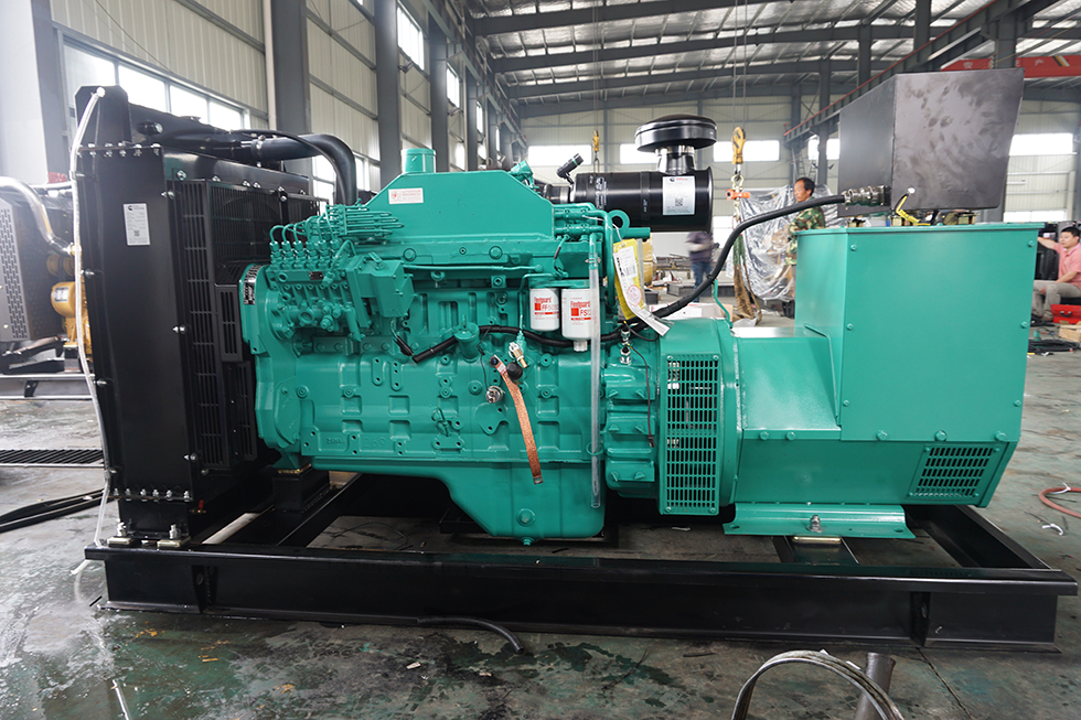 6CTA8.3-G2東風(fēng)康明斯動(dòng)力配套150KW柴油發(fā)電機(jī)組報(bào)價(jià)