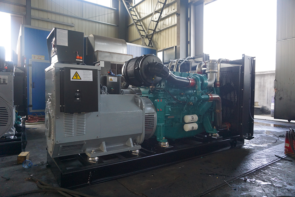 WP13D385E200濰柴藍擎300KW柴油發(fā)電機組報價