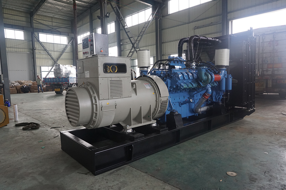 16V2000G65進(jìn)口奔馳800KW柴油發(fā)電機(jī)組報(bào)價(jià)